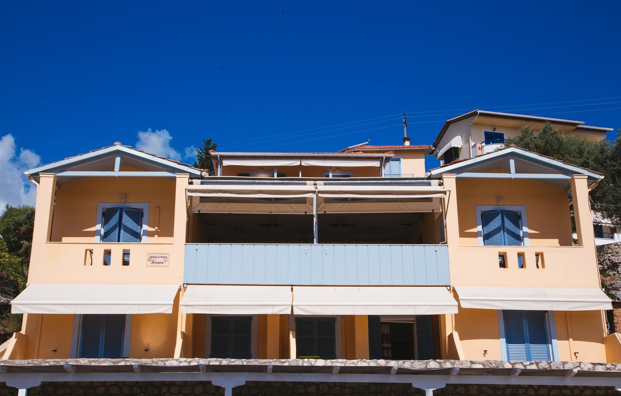 Ionio Hotel Nikiana Extérieur photo